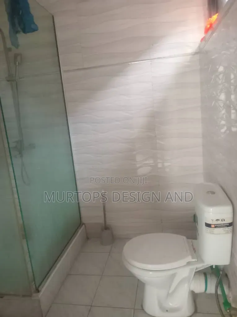 Studio Apartment in Chevy View Estate, Chevron for rent