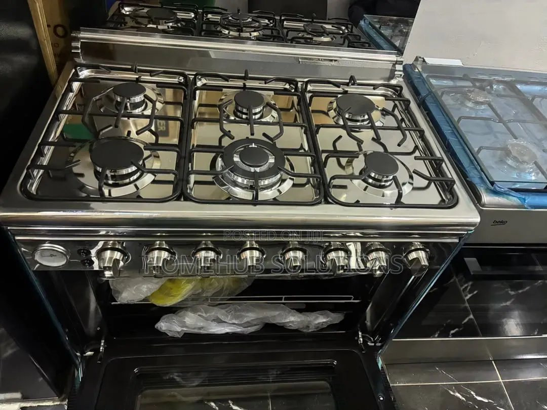 Brand New 6 Burner Cooker With Oven and Grill