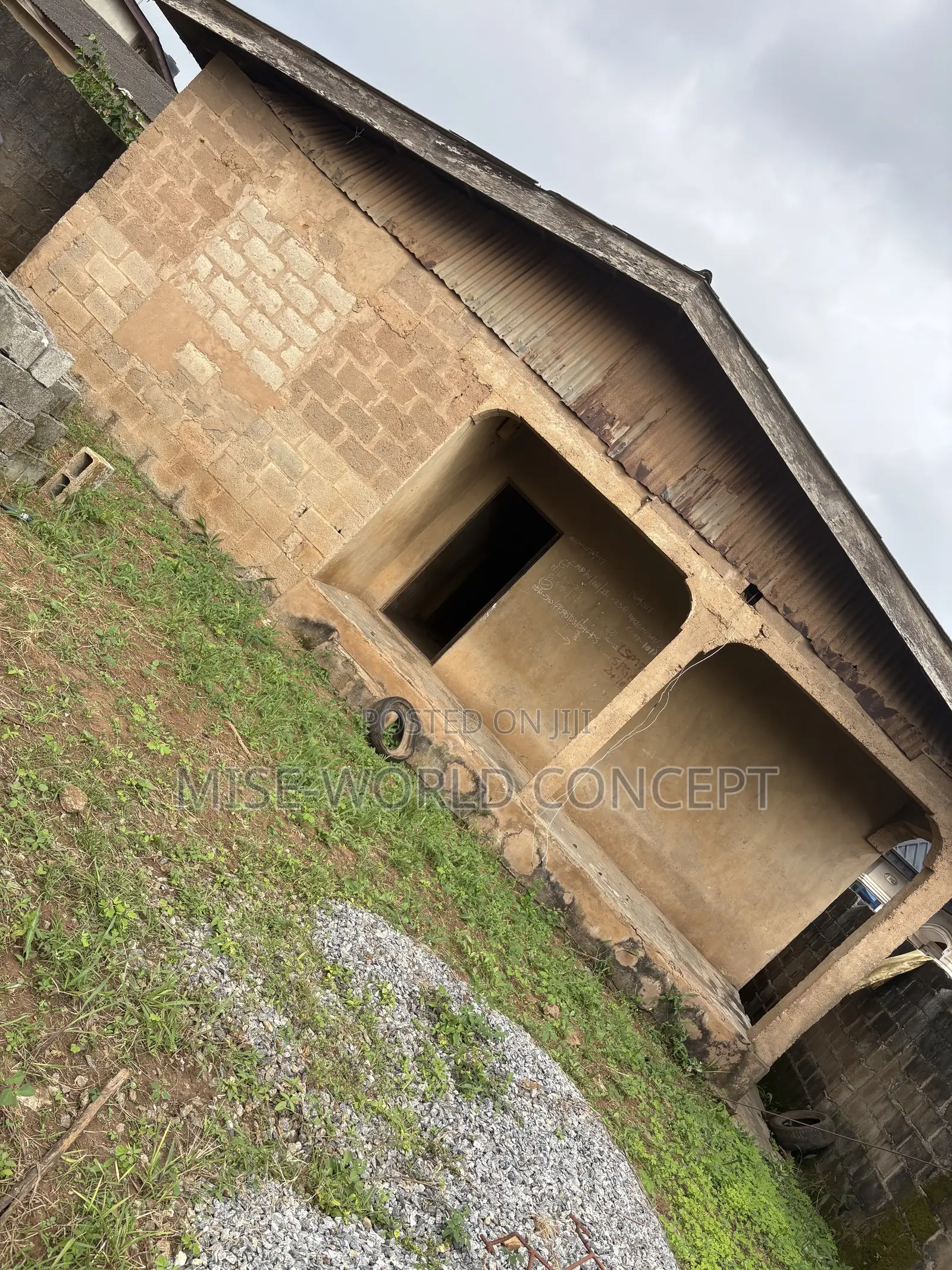 1 Full Plot and Half With 8-Room Bungalow for Lease