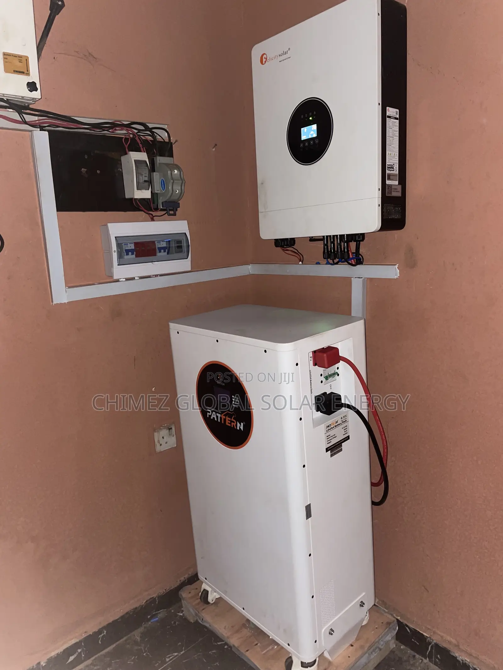 8kVA Hybrid Inverter +17.5kwh Lithium Battery +12pcs Solar Panels