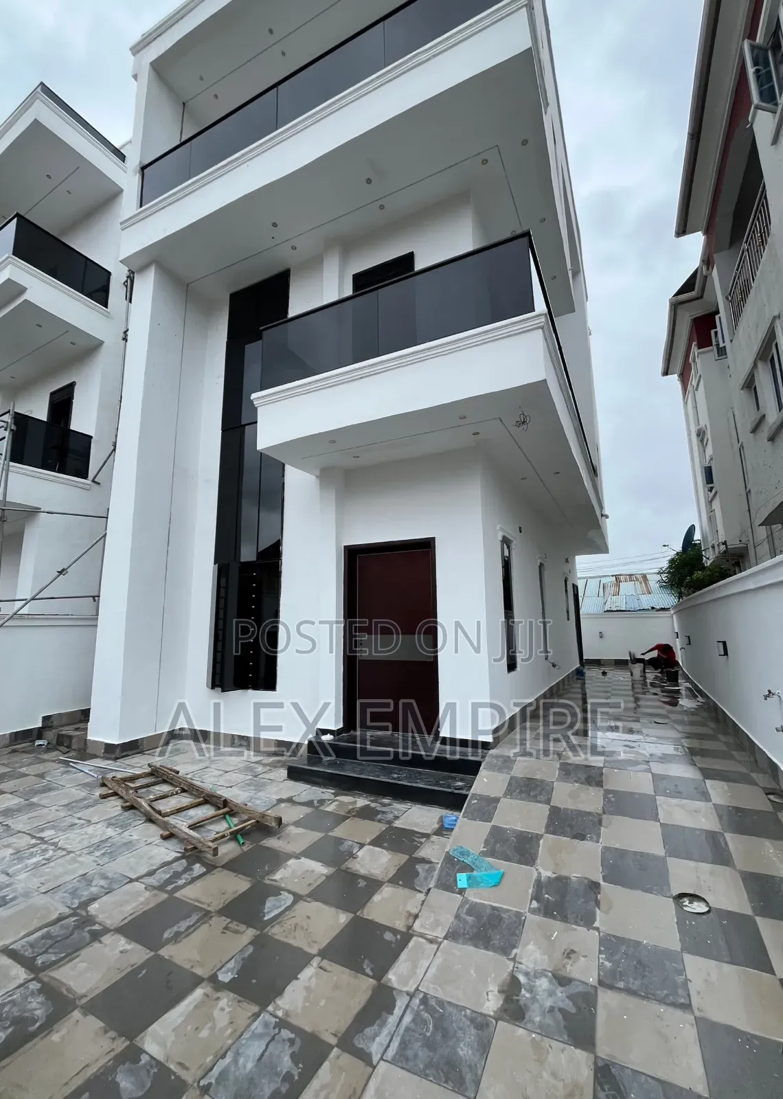 5bdrm Duplex in Ago Palace for sale