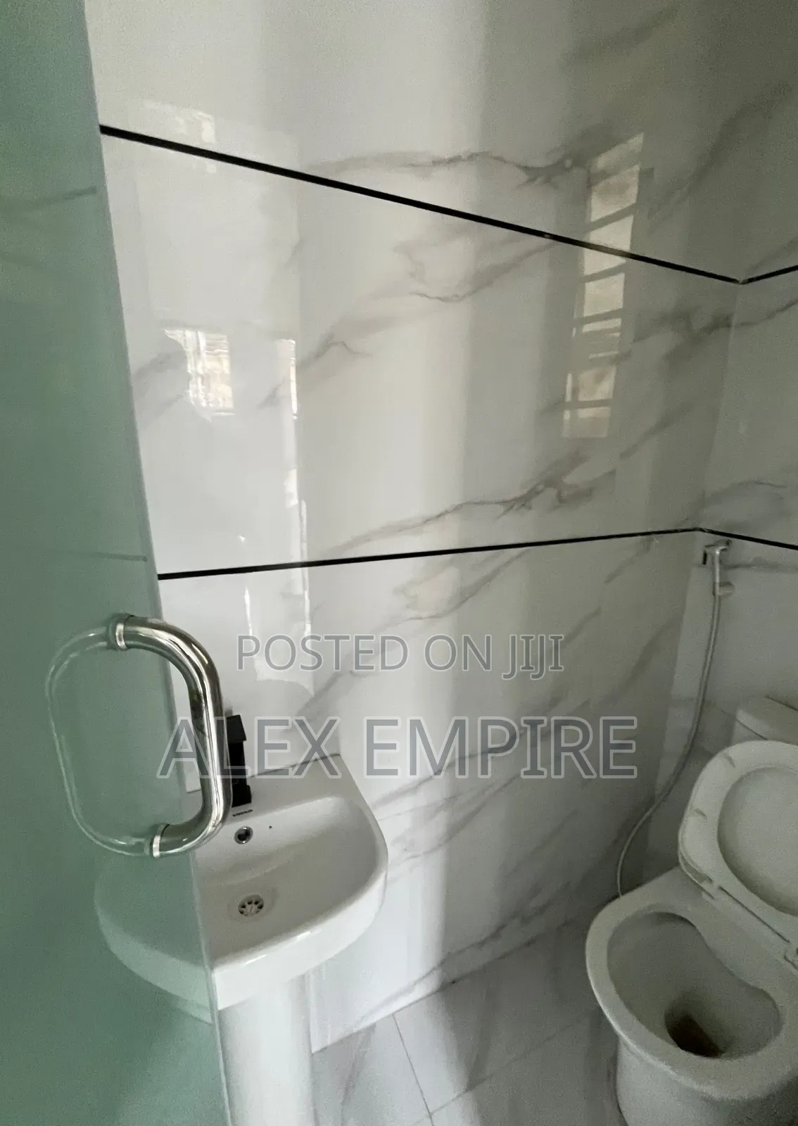 5bdrm Duplex in Ago Palace for sale