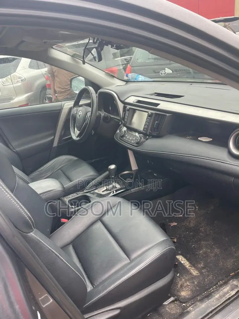 Toyota RAV4 Limited AWD (2.5L 4cyl 6A) 2016 Gray