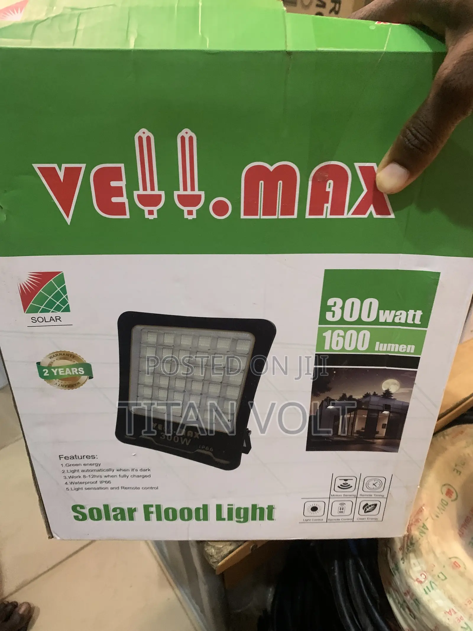 200 Watt Ve Max Solar Flood Lights