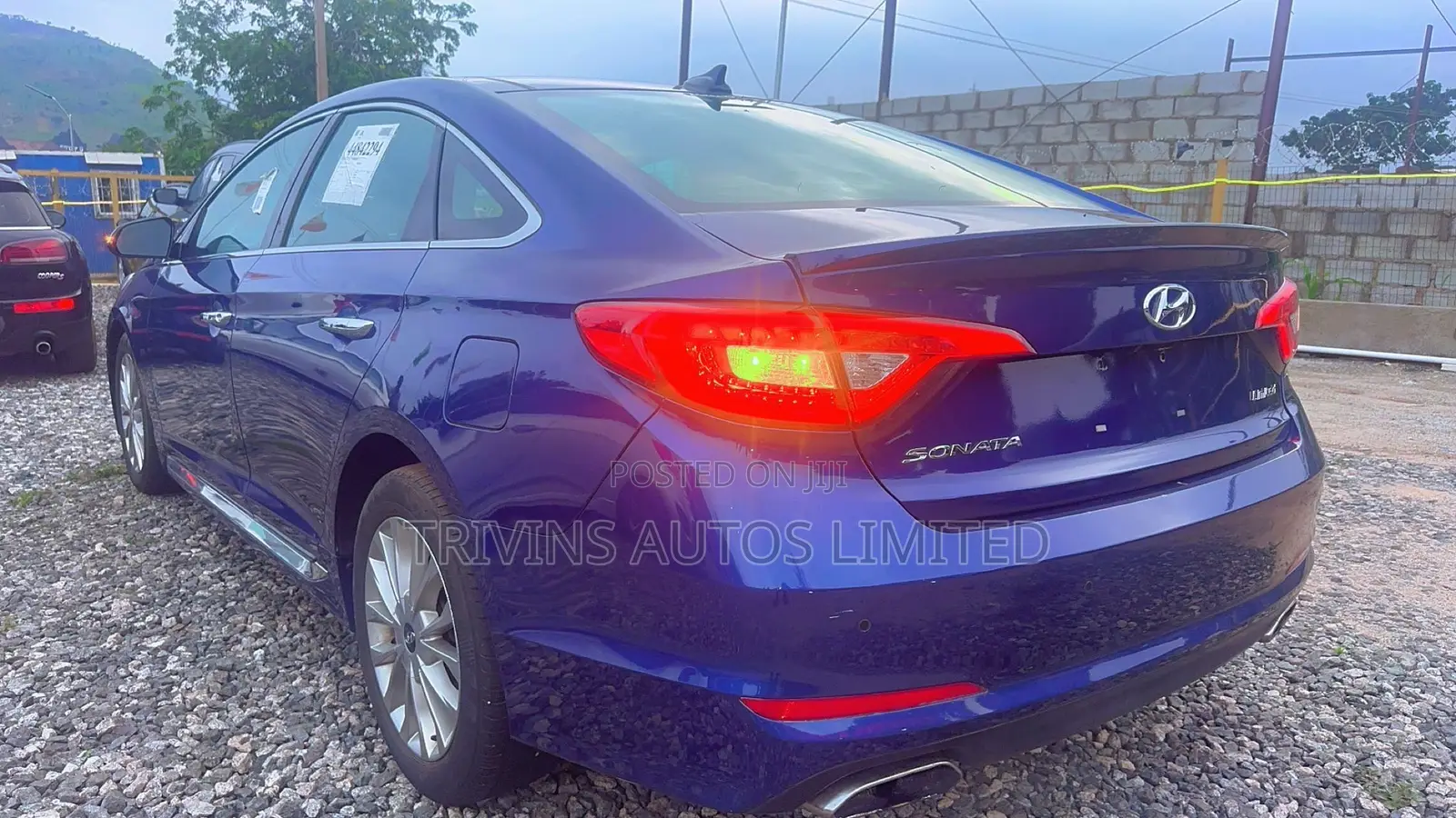 Hyundai Sonata Limited w/Brown Leather 4dr Sedan (2.4L 4cyl 6A) 2015