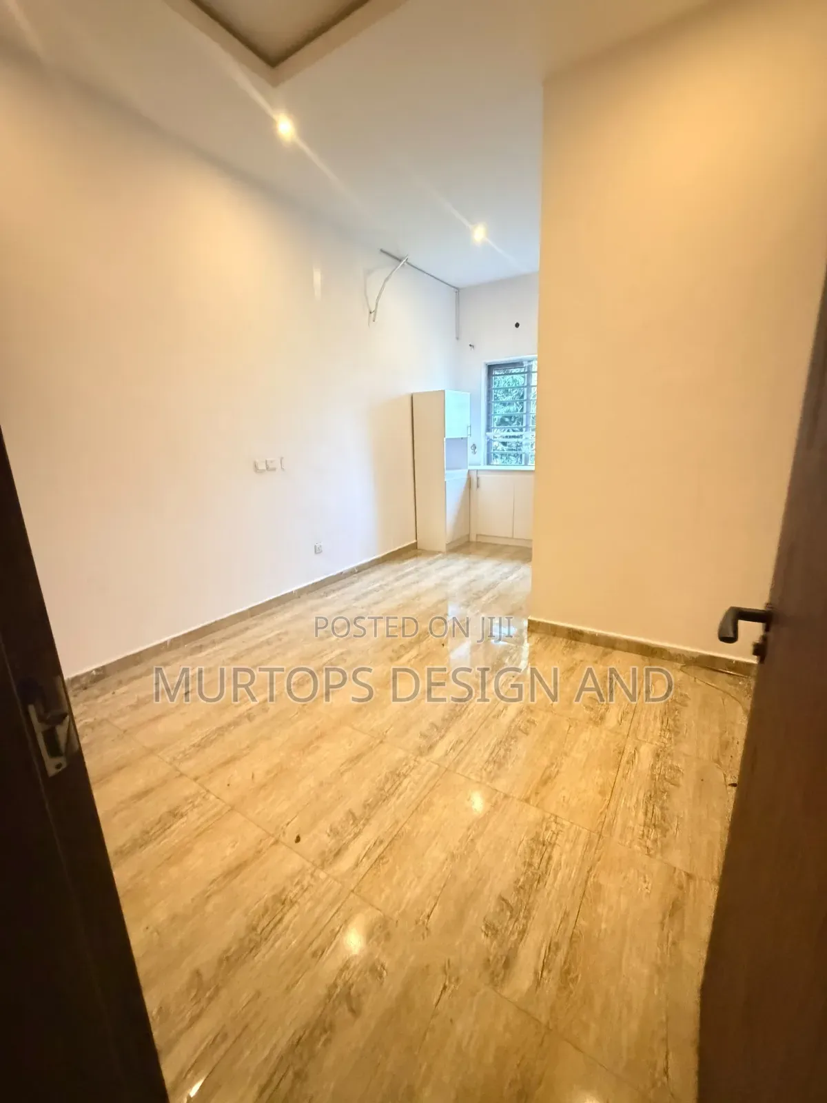Studio Apartment in Roxbury Court, VGC / Ajah for rent