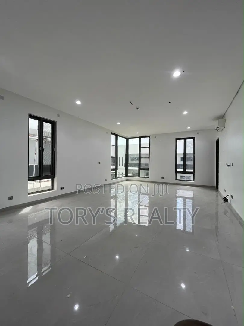 6bdrm Duplex in Old Ikoyi for sale