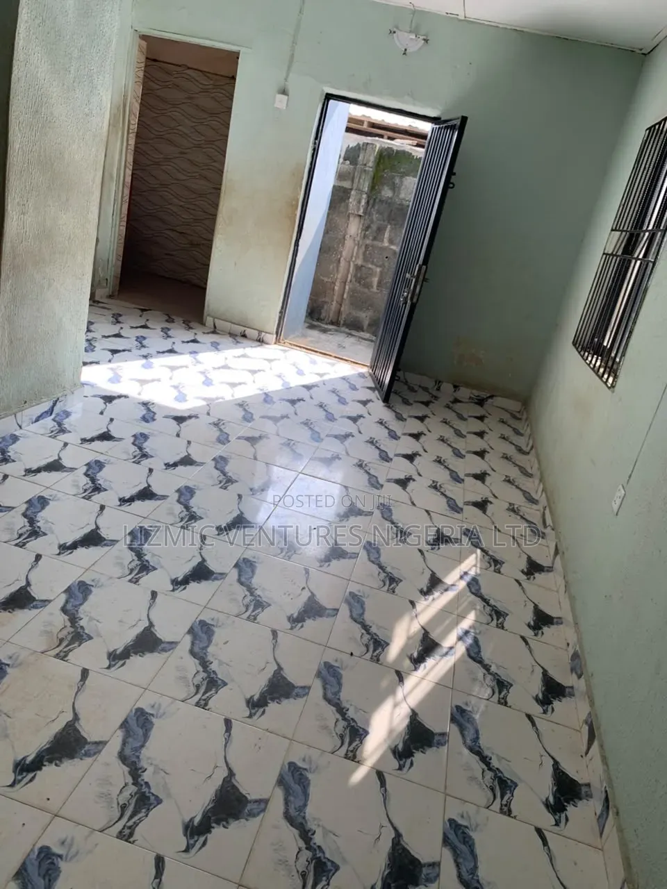 2bdrm Apartment in Isuti Rd, Igando / Ikotun/Igando for rent