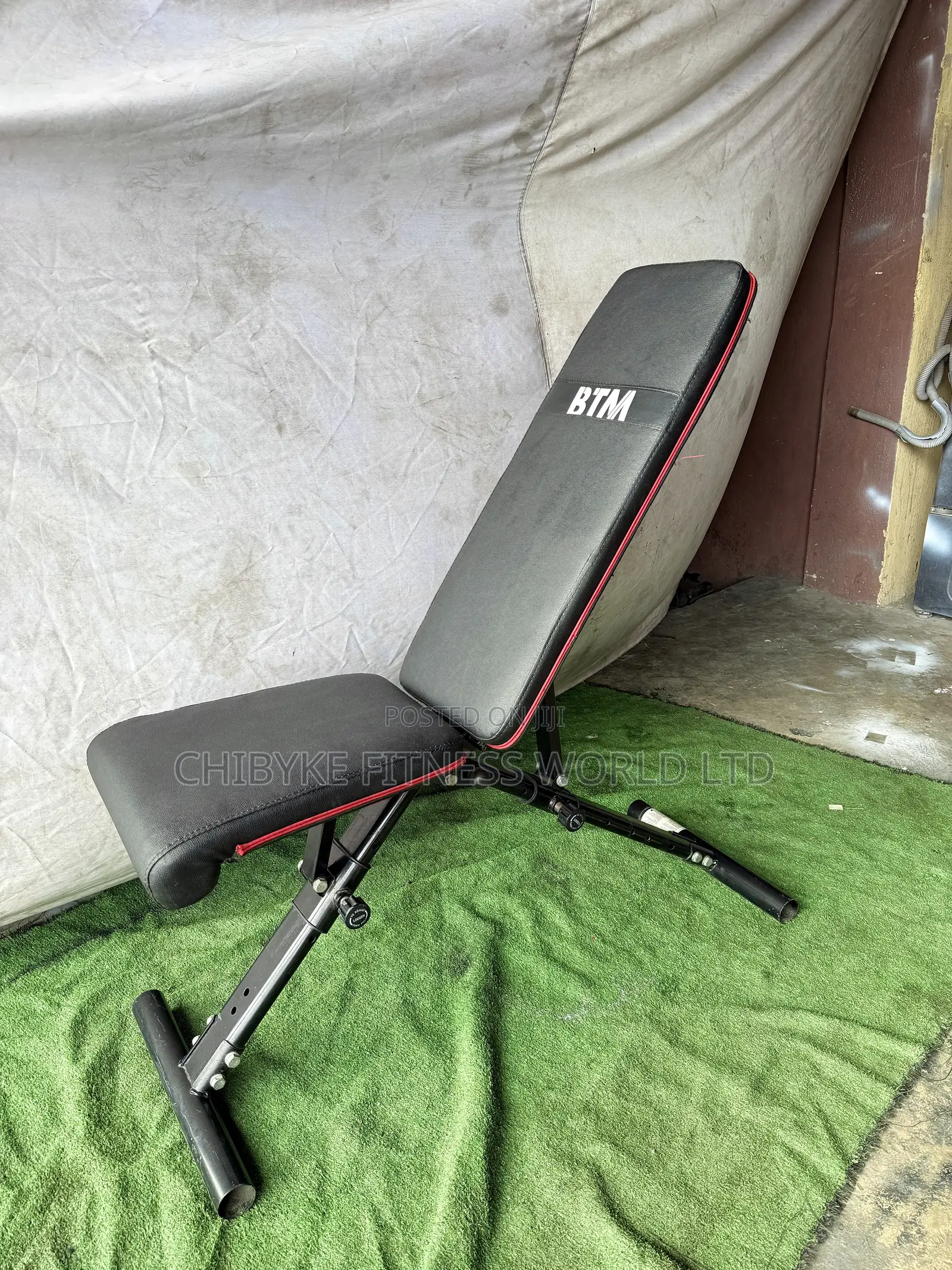 Incline Bench