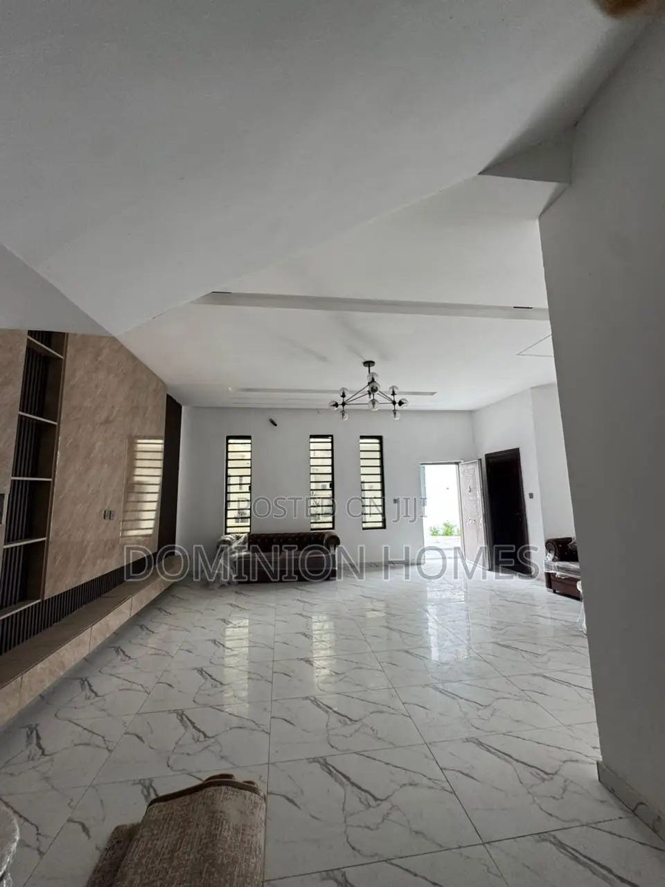 4bdrm Duplex in Lekki for sale