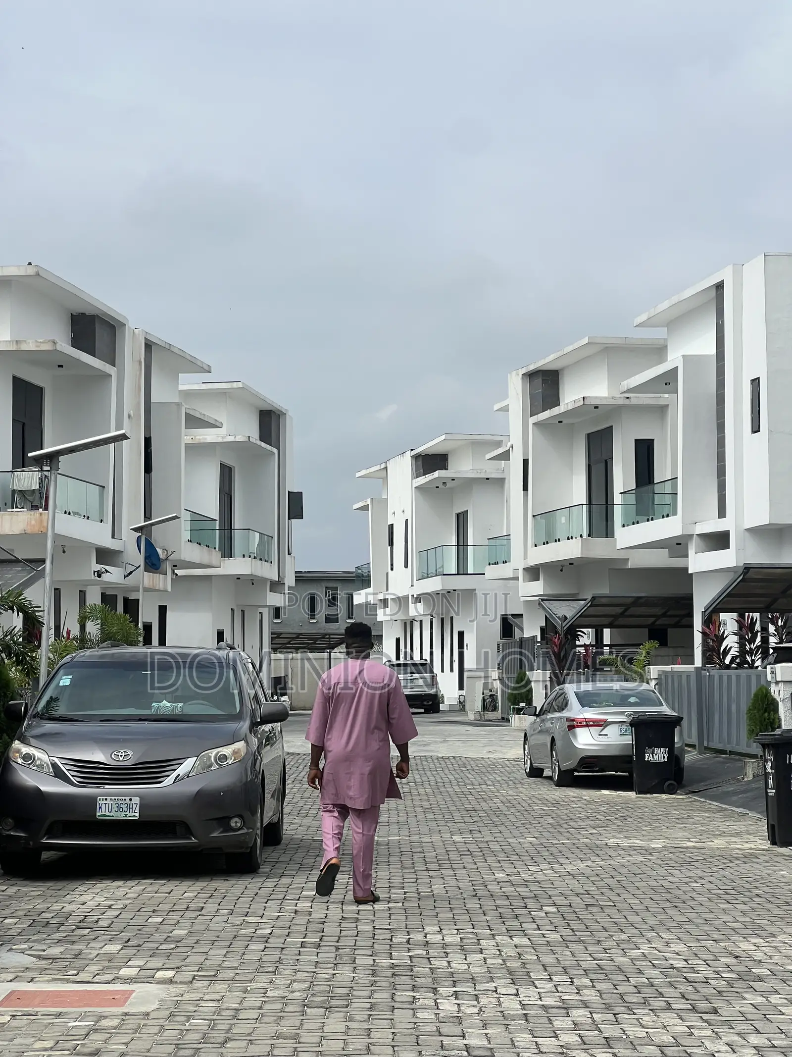 4bdrm Duplex in Lekki for sale