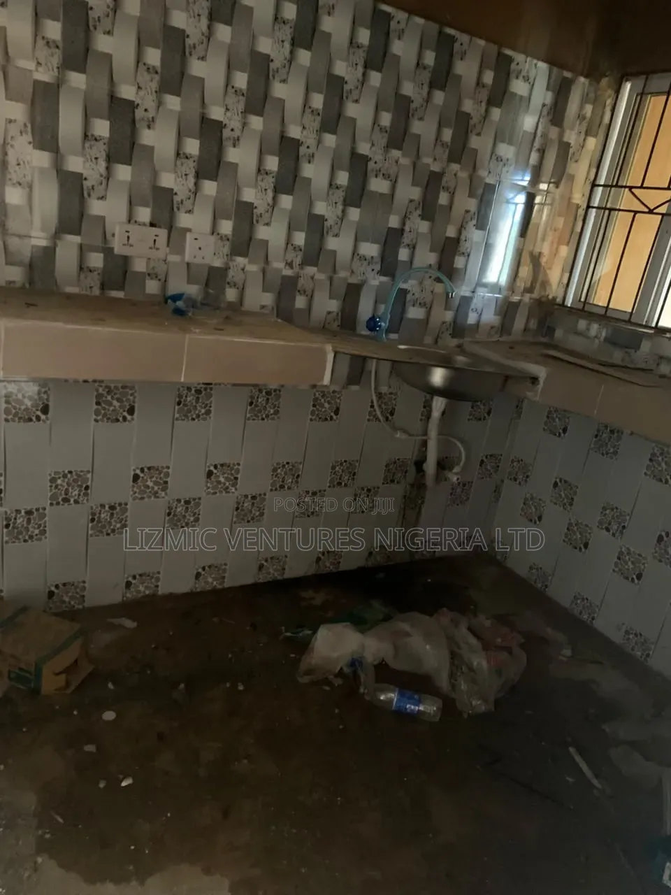 2bdrm Apartment in Isuti Rd, Igando / Ikotun/Igando for rent