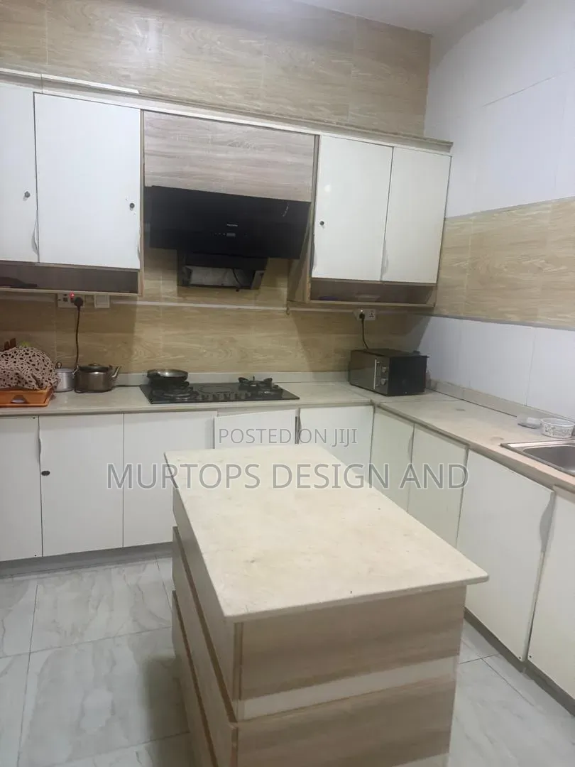 Studio Apartment in Oral Estate, Chevron for rent