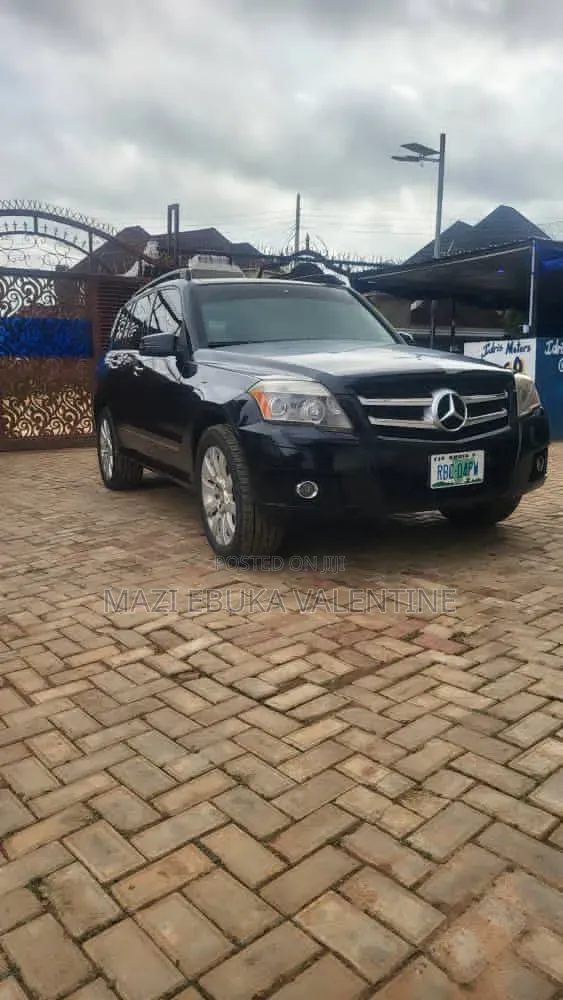 Mercedes-Benz GLK-Class 2012 Matt Black