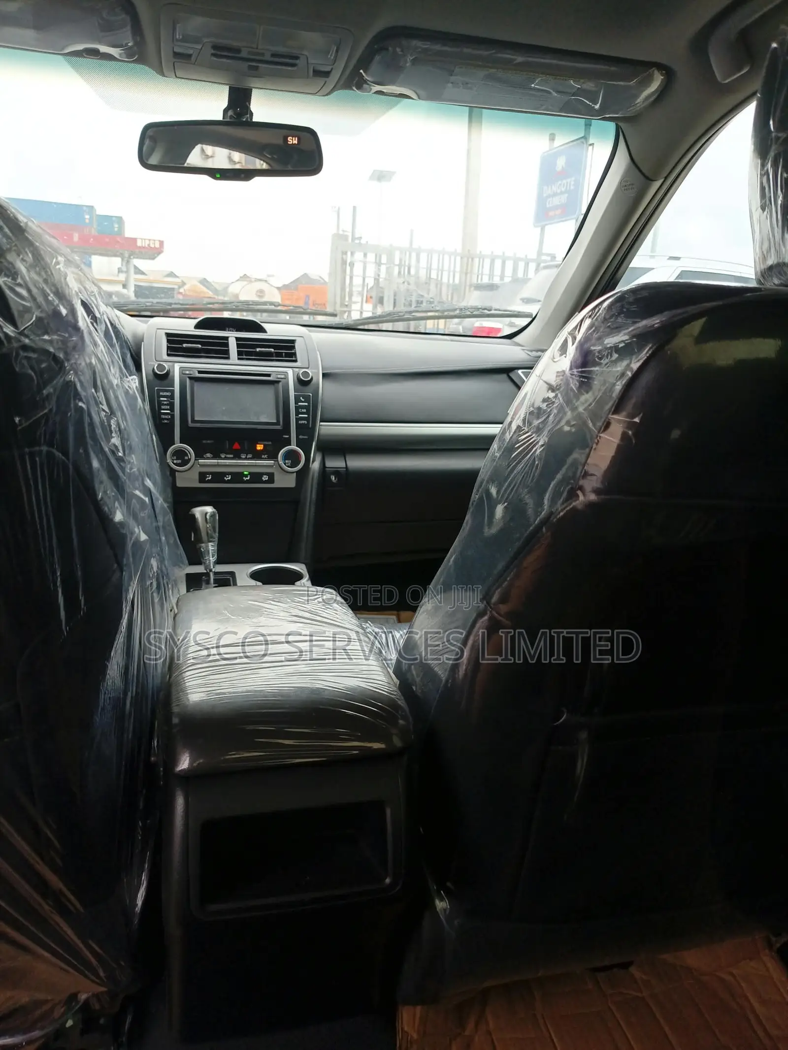 Toyota Camry SE Sport 4dr Sedan (2.5L 4cyl 6A) 2014 Silver