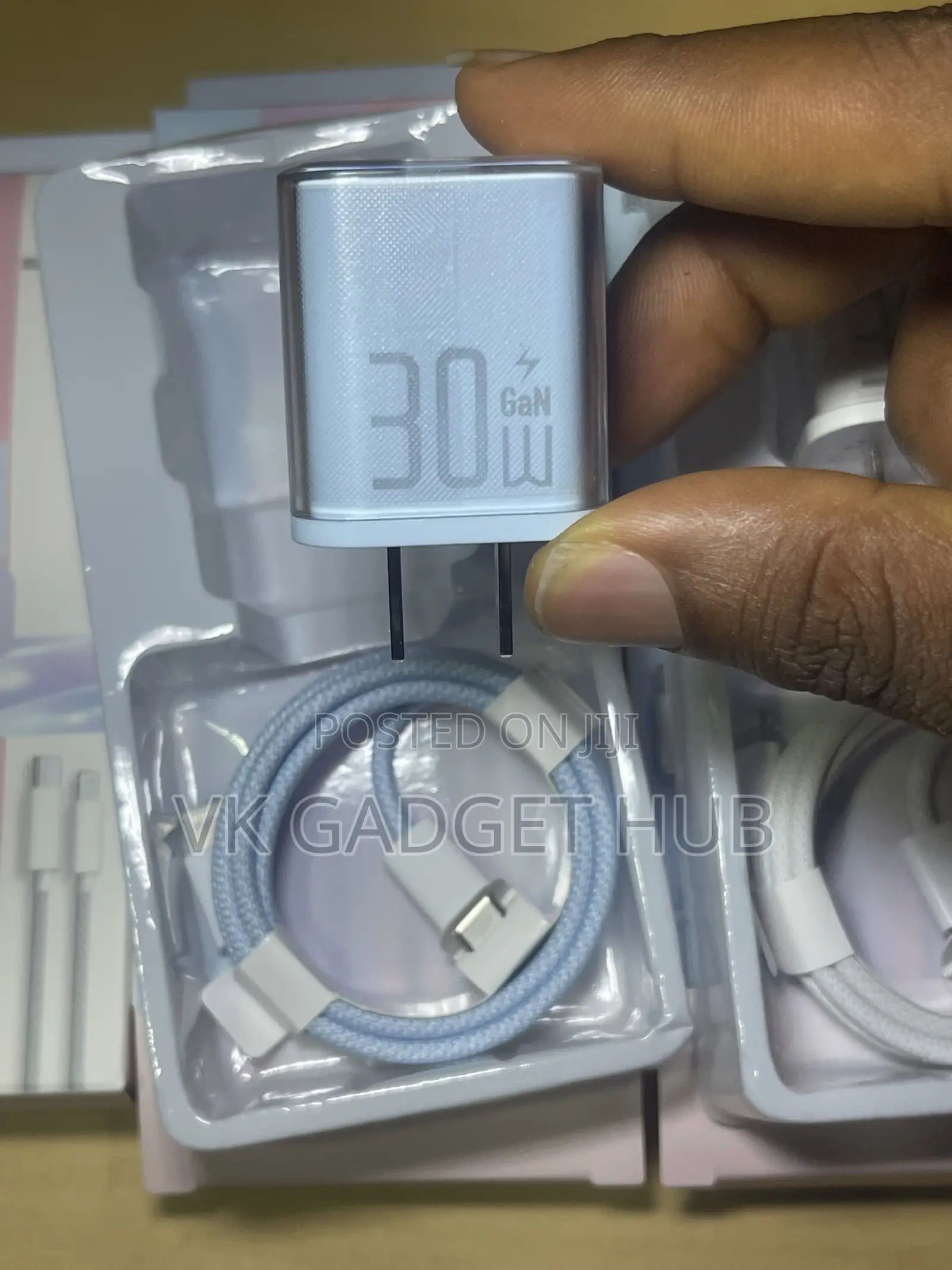 YENAI 30W GaN PD Fast Charger + iPhone Cable (Lightening Cord)