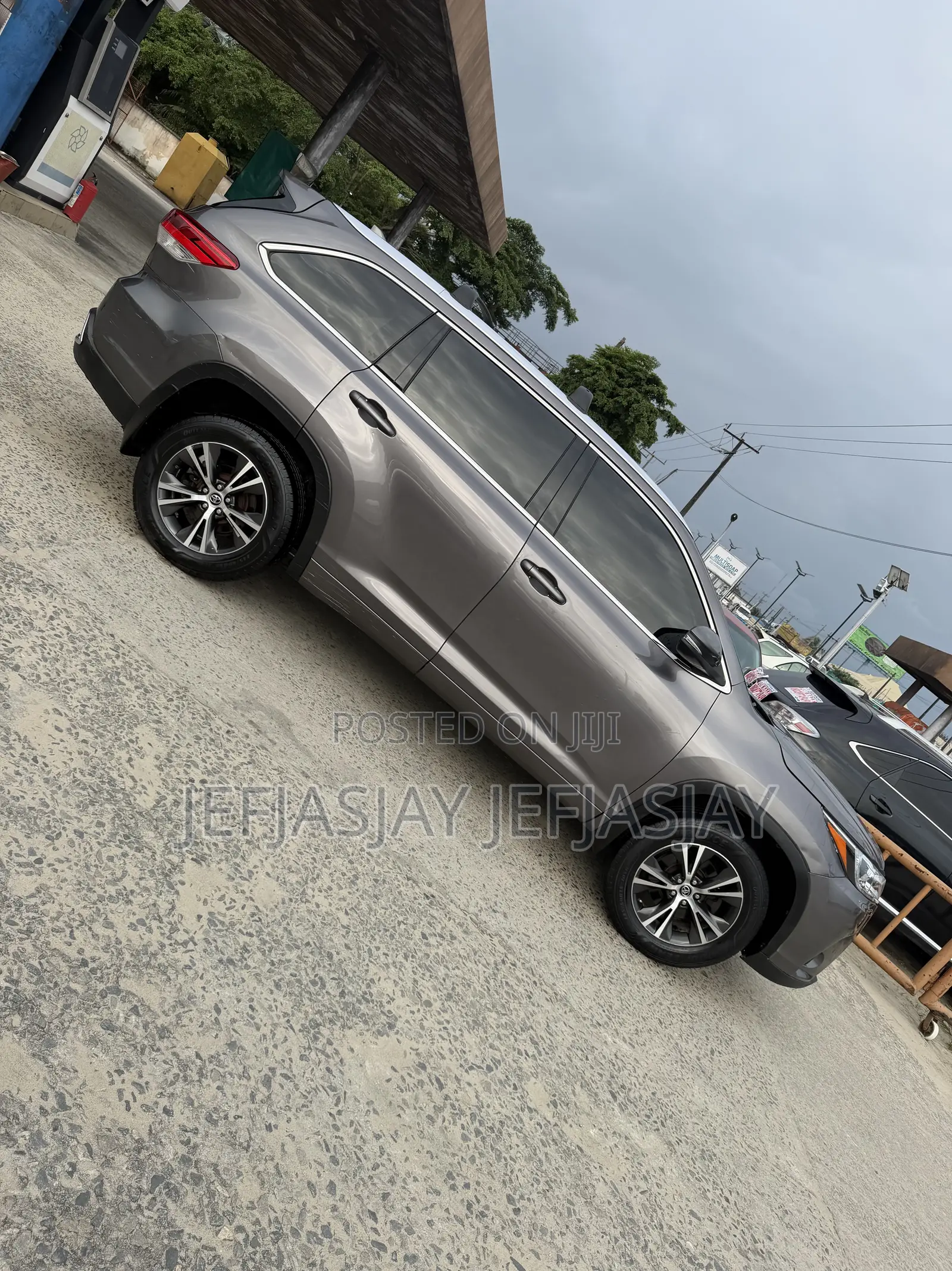 Toyota Highlander XLE V6 4x4 (3.5L 6cyl 6A) 2016 Gray