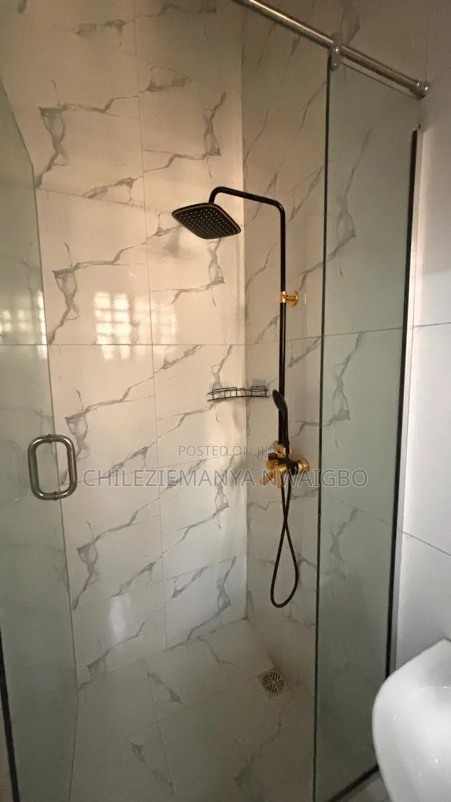 Furnished 5bdrm Duplex in Off Lekki-Epe Expressway for rent