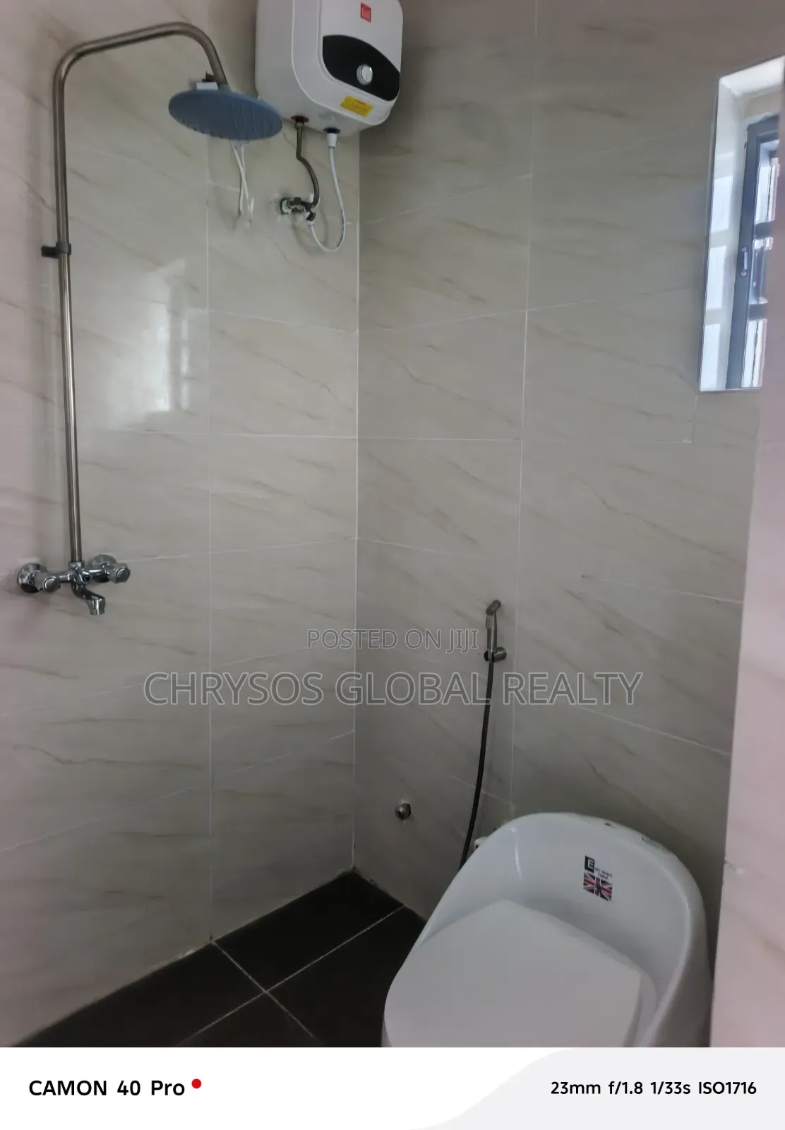 2bdrm Block of Flats in Kolapo Ishola Gra for rent