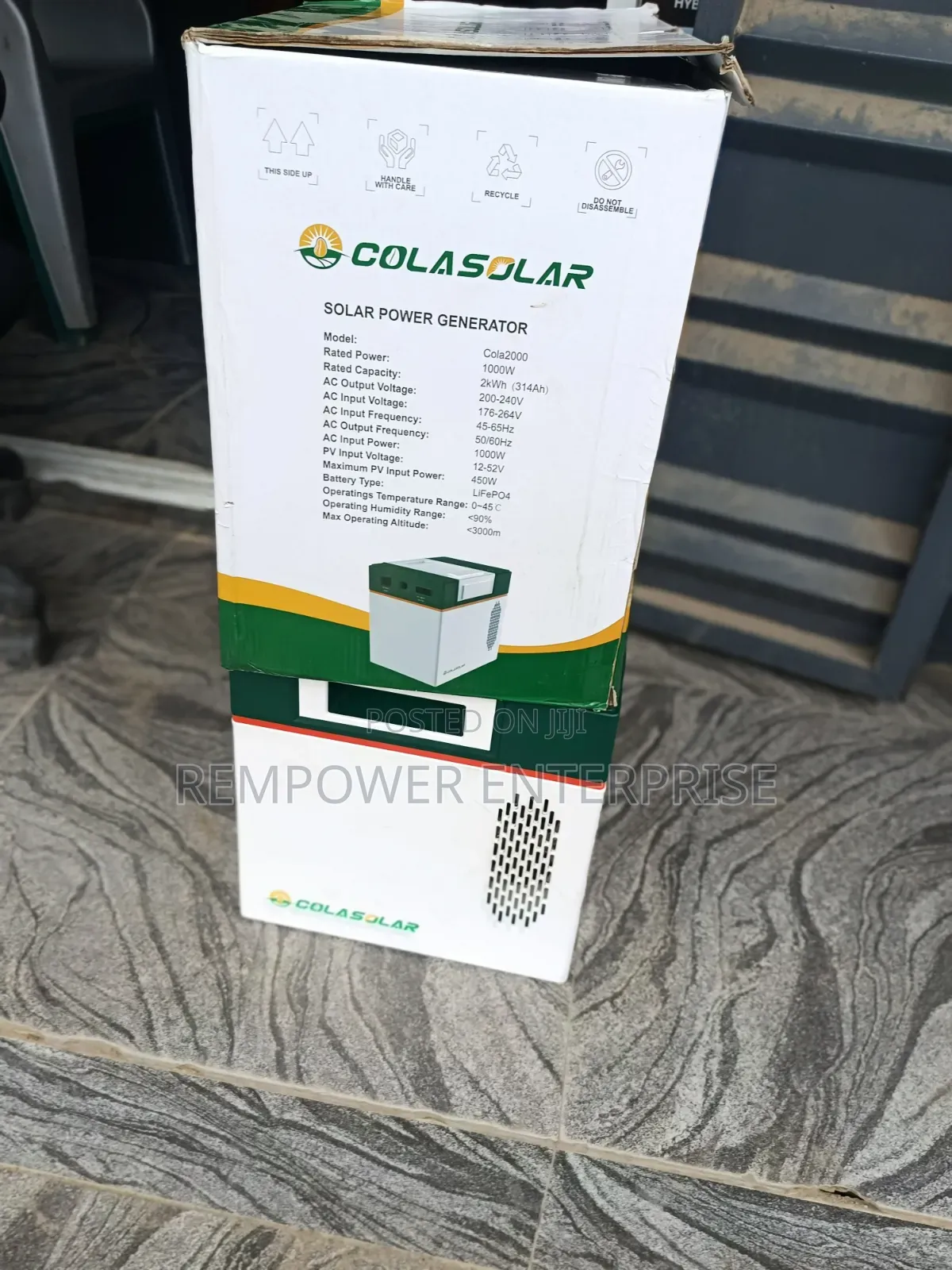 Cola Solar 2000w With 220 Voltage Battery Capacity