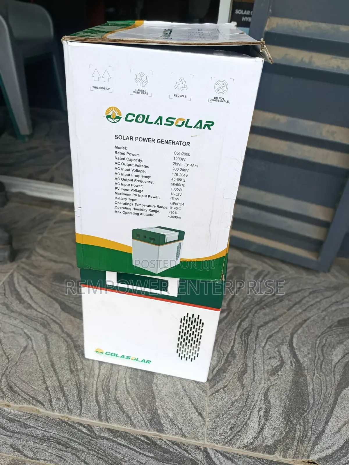 Cola Solar 2000w With 220 Voltage Battery Capacity