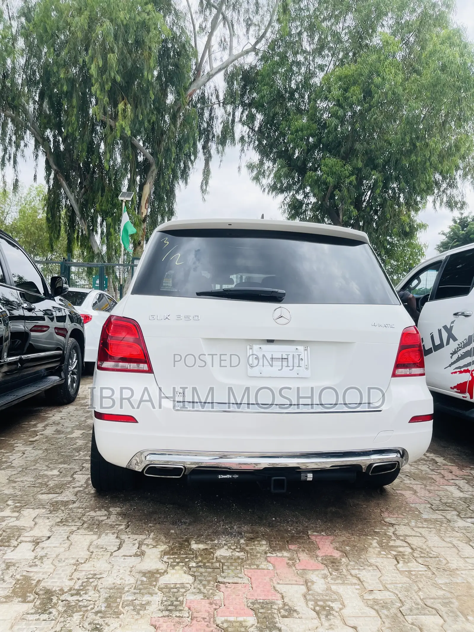 Mercedes-Benz GLK-Class Base GLK 350 4dr AWD 4MATIC (3.5L 6cyl 7A) 2015