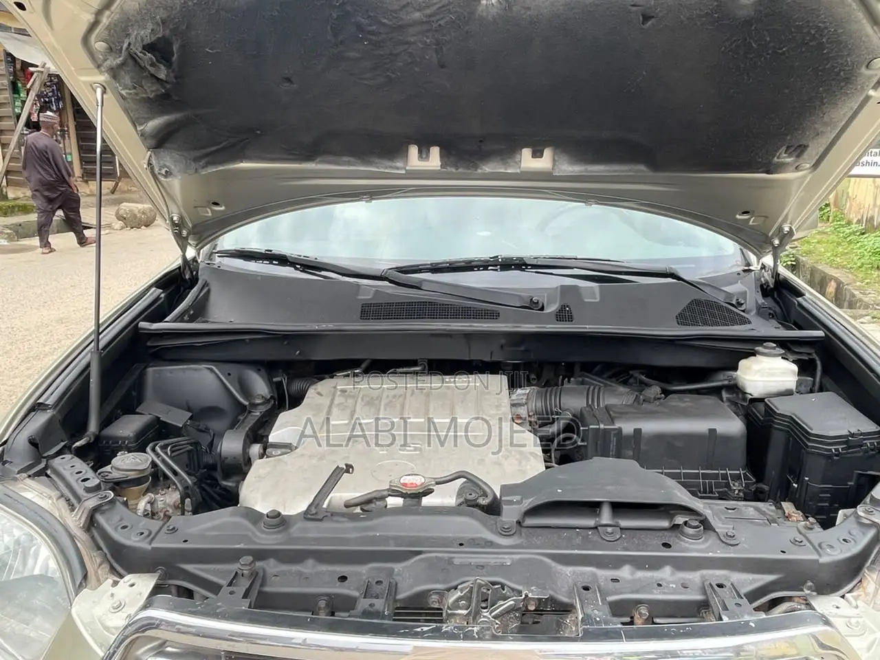 Toyota Highlander Limited 2010 Gold