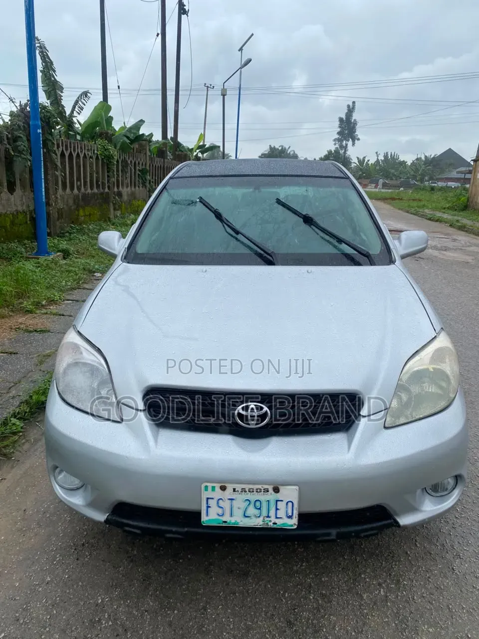Toyota Matrix Hatchback FWD (1.8L 4cyl 5M) 2006 Silver