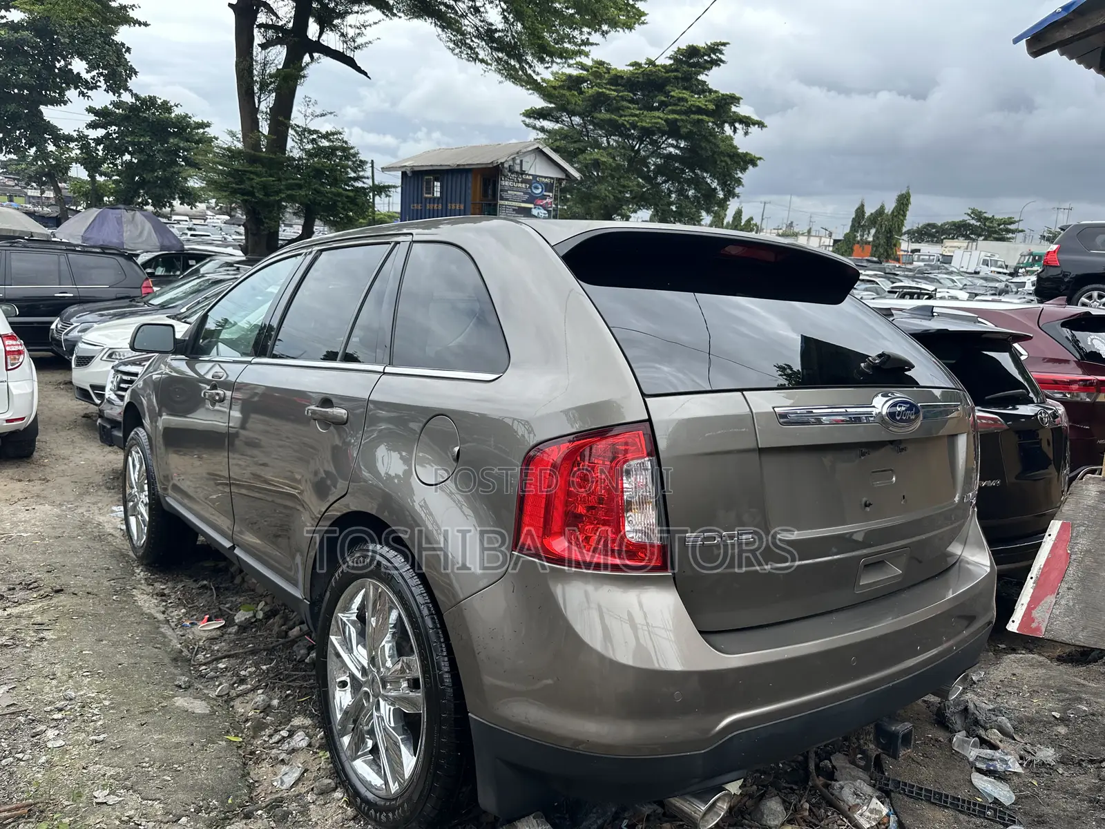 Ford Edge Limited 4dr AWD (3.5L 6cyl 6A) 2013 Gray