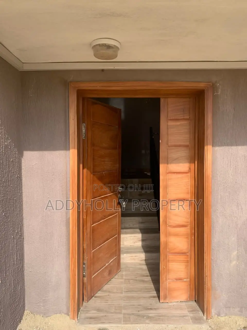3bdrm Apartment in Ikota for sale