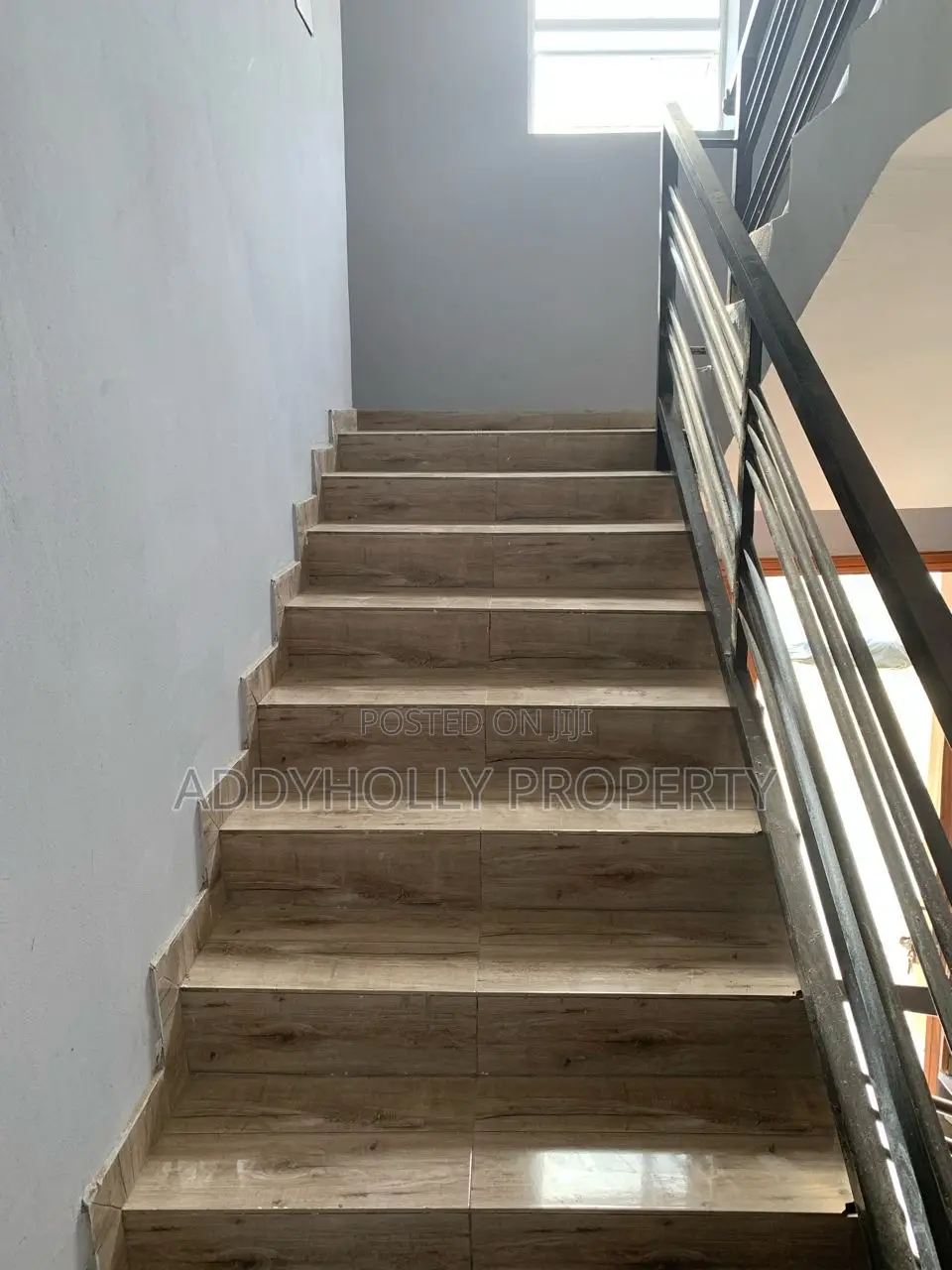 3bdrm Apartment in Ikota for sale