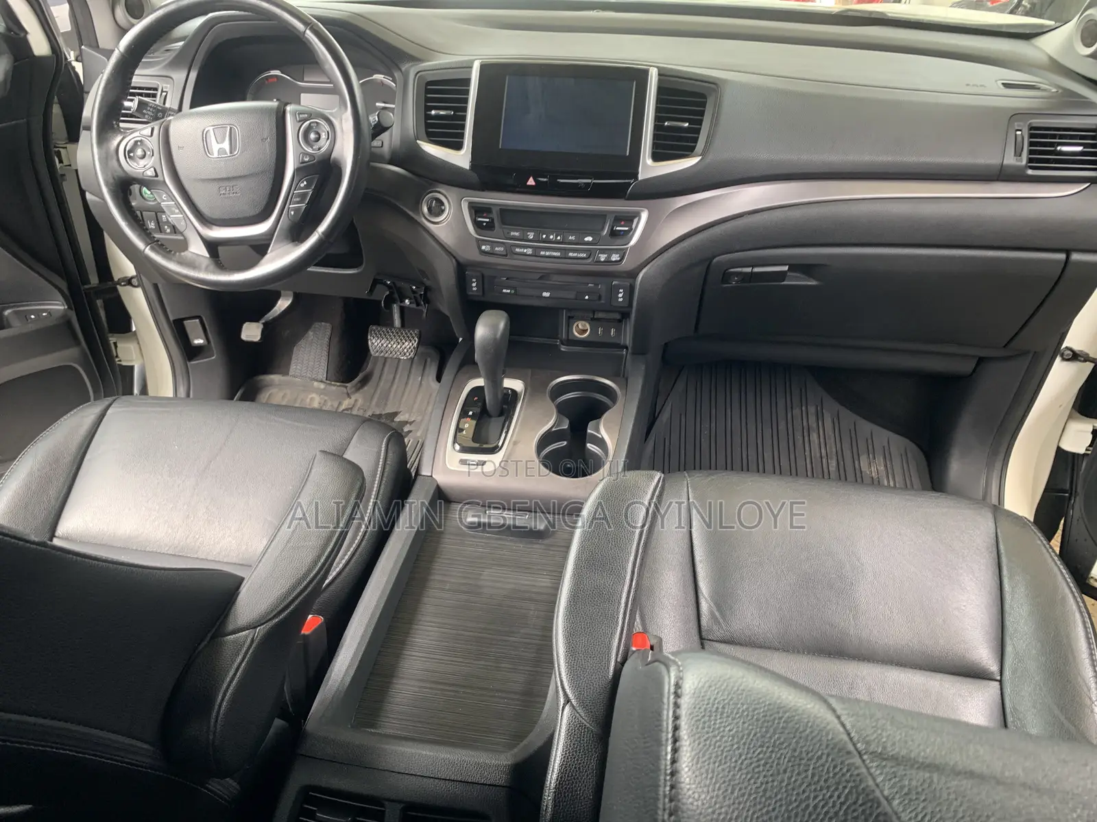 Honda Pilot LX 4dr SUV 4WD (3.5L 6cyl 5A) 2017 White