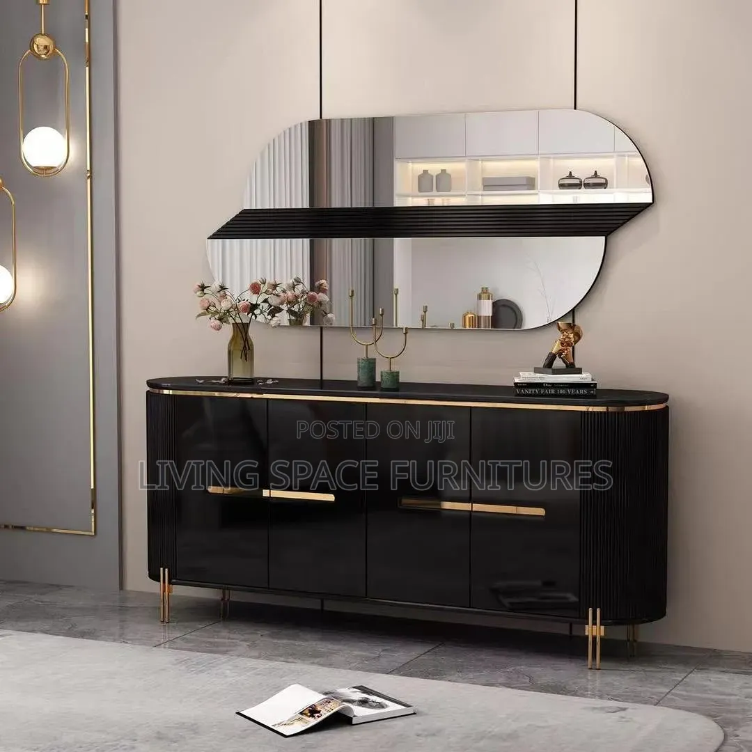 Luxury Sideboard With Mirror