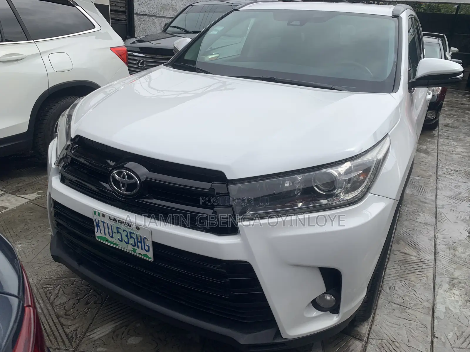 Toyota Highlander SE 4x4 V6 (3.5L 6cyl 8A) 2018 White