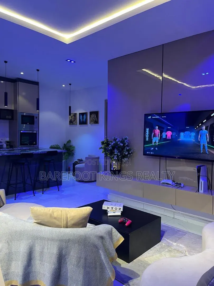Luxury 2 Bedroom Apartment