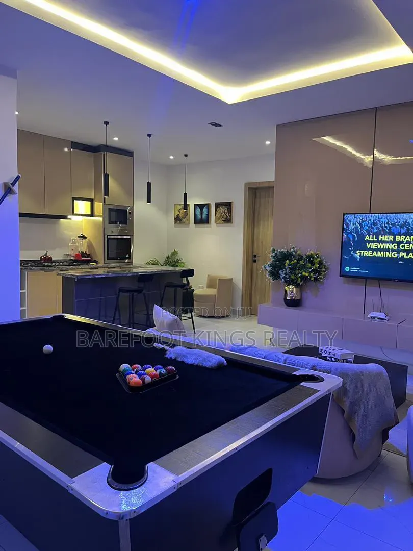 Luxury 2 Bedroom Apartment