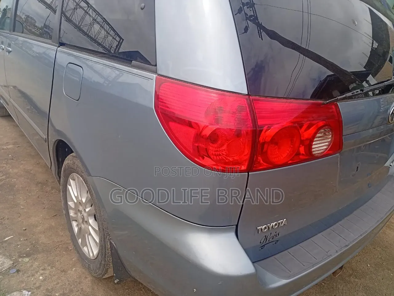 Toyota Sienna LE 7 Passenger 2012 Blue