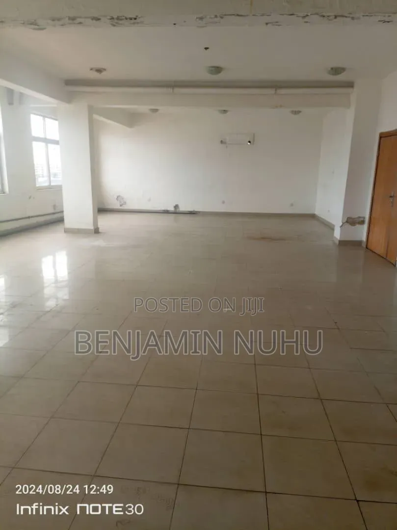 7-Floor Commercial Building Office Space From 500sqm to 5000sqm