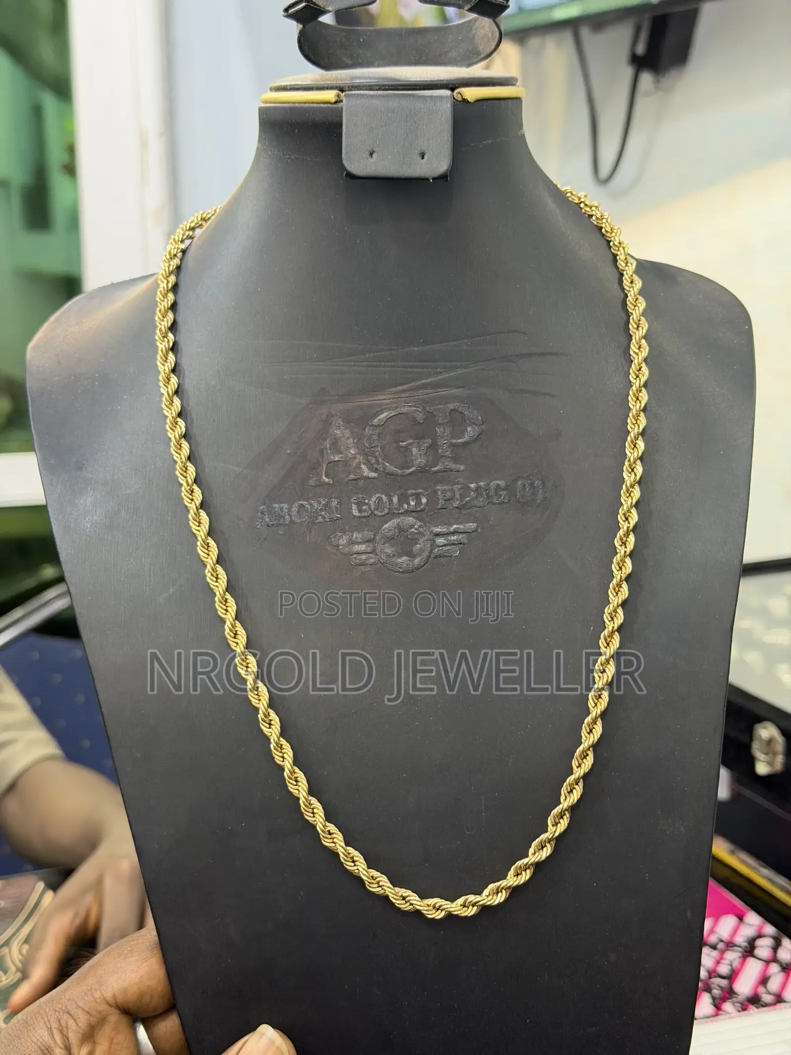 TWIST CHAIN 18karat Gold
