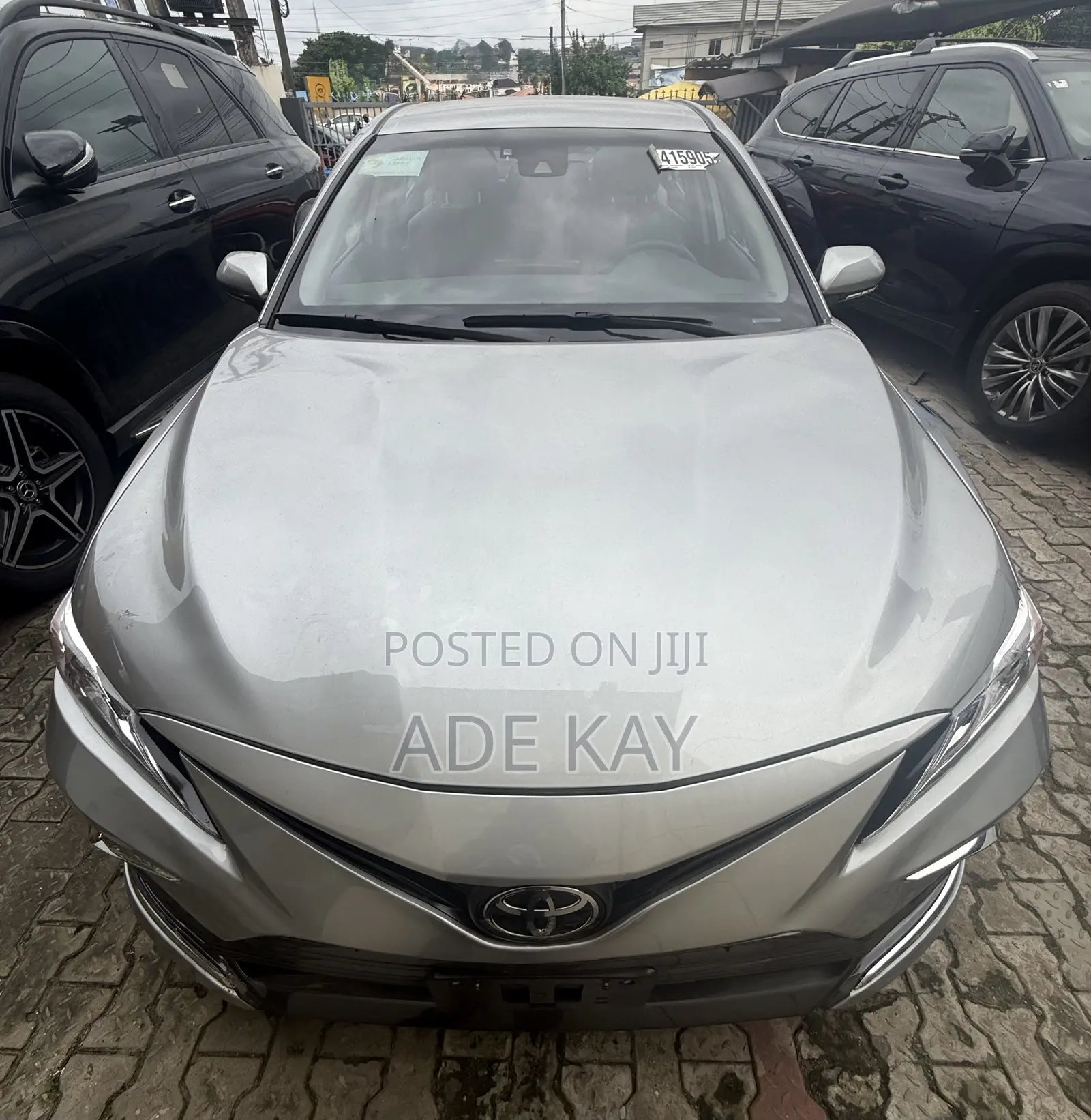Toyota Camry XLE 2021 Silver