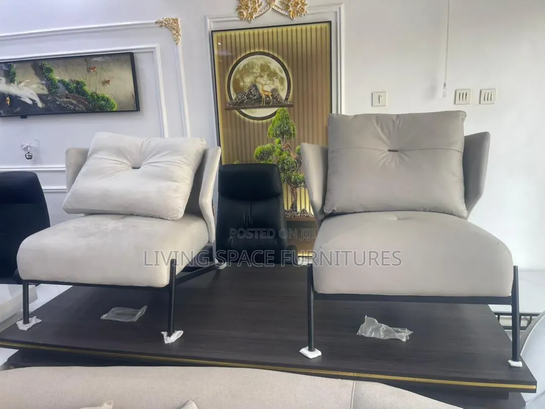 Comfortable Accent Leather/Fabric Chairs