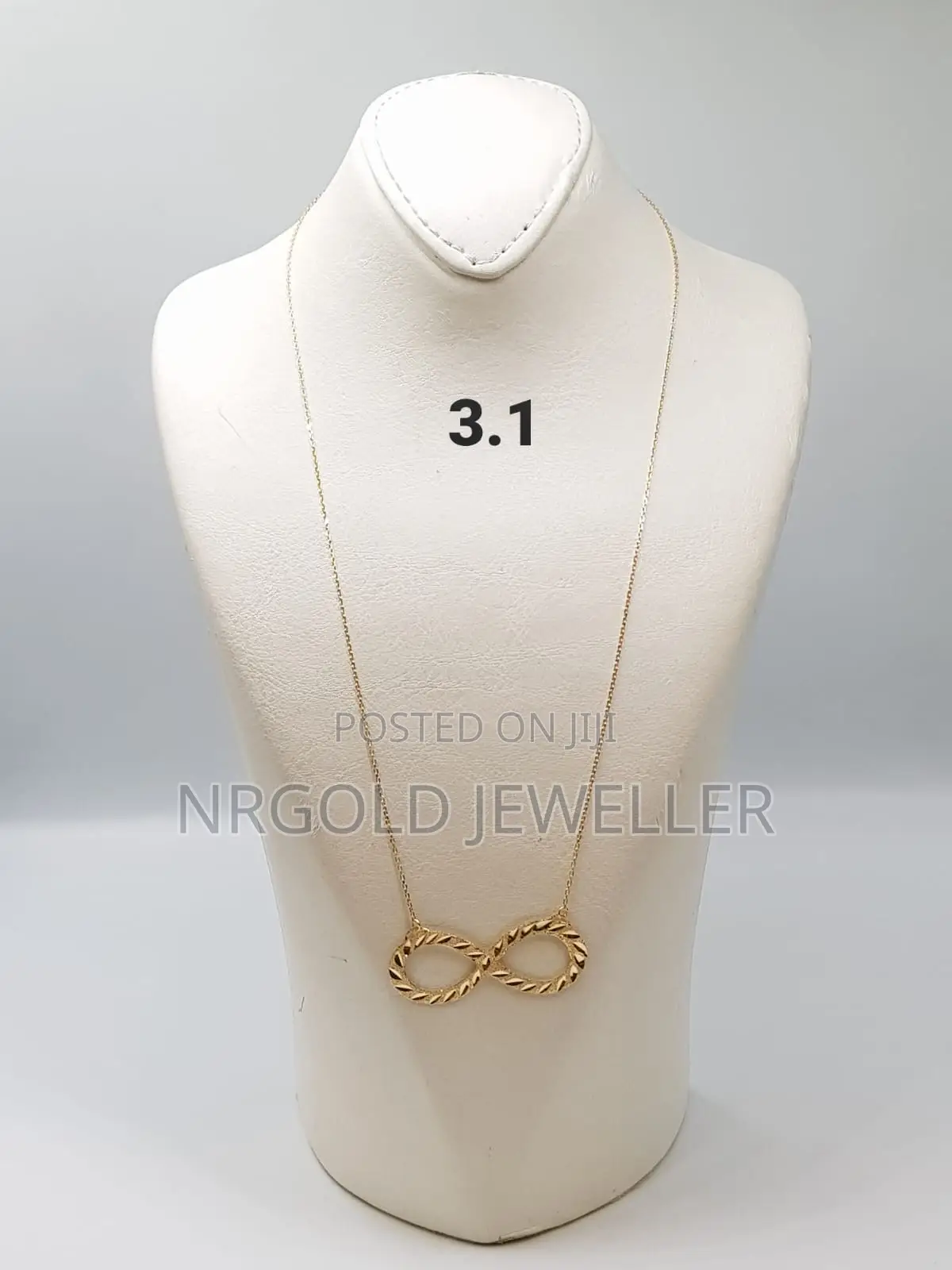 Pure 18karat Infinity Chain