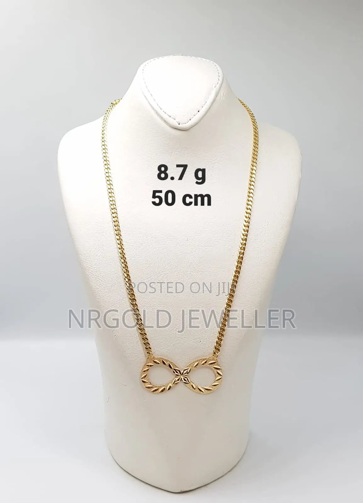 Pure 18karat Infinity Chain