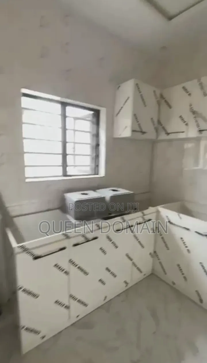 1bdrm Block of Flats in Thera Peace Estate, Sangotedo for rent