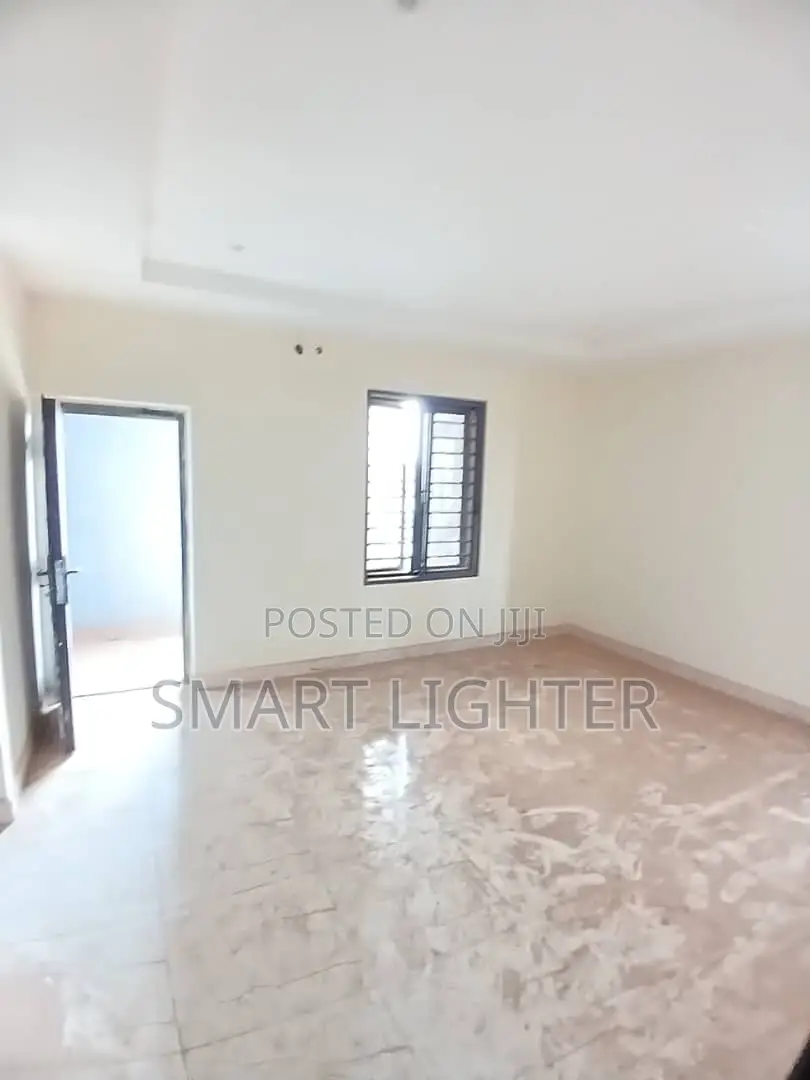 4bdrm Townhouse / Terrace in Kaura for rent