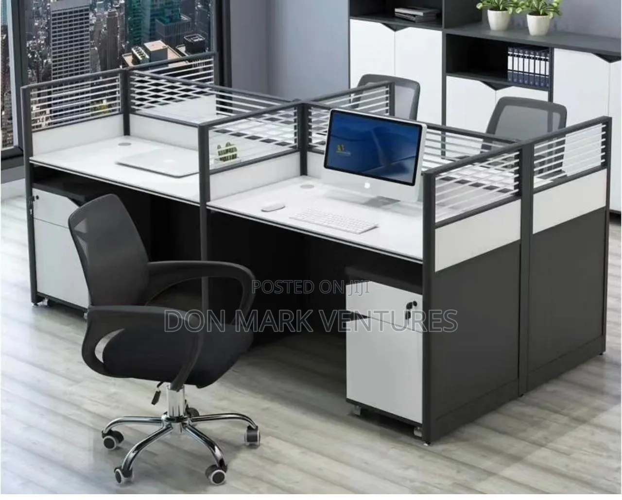 Luxury 4 Seater Work Station