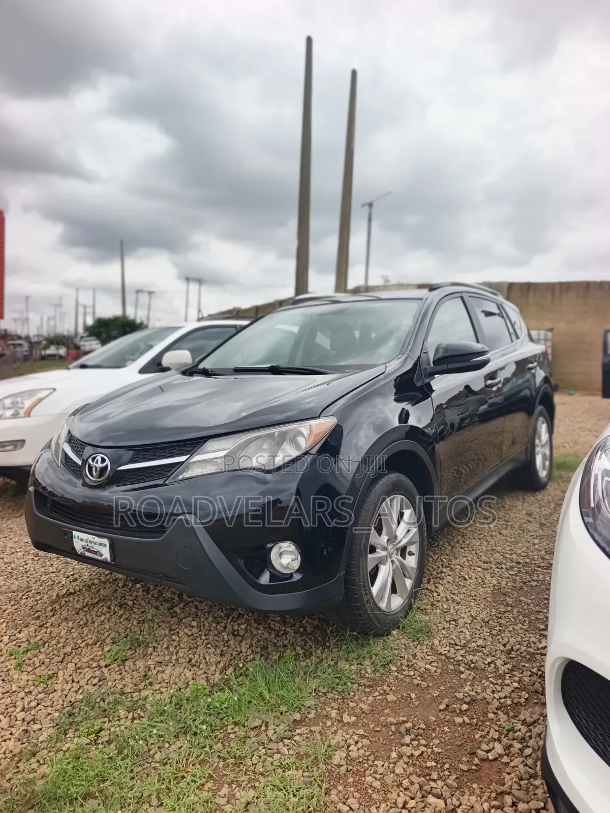 Toyota RAV4 Limited FWD (2.5L 4cyl 6A) 2016 Black