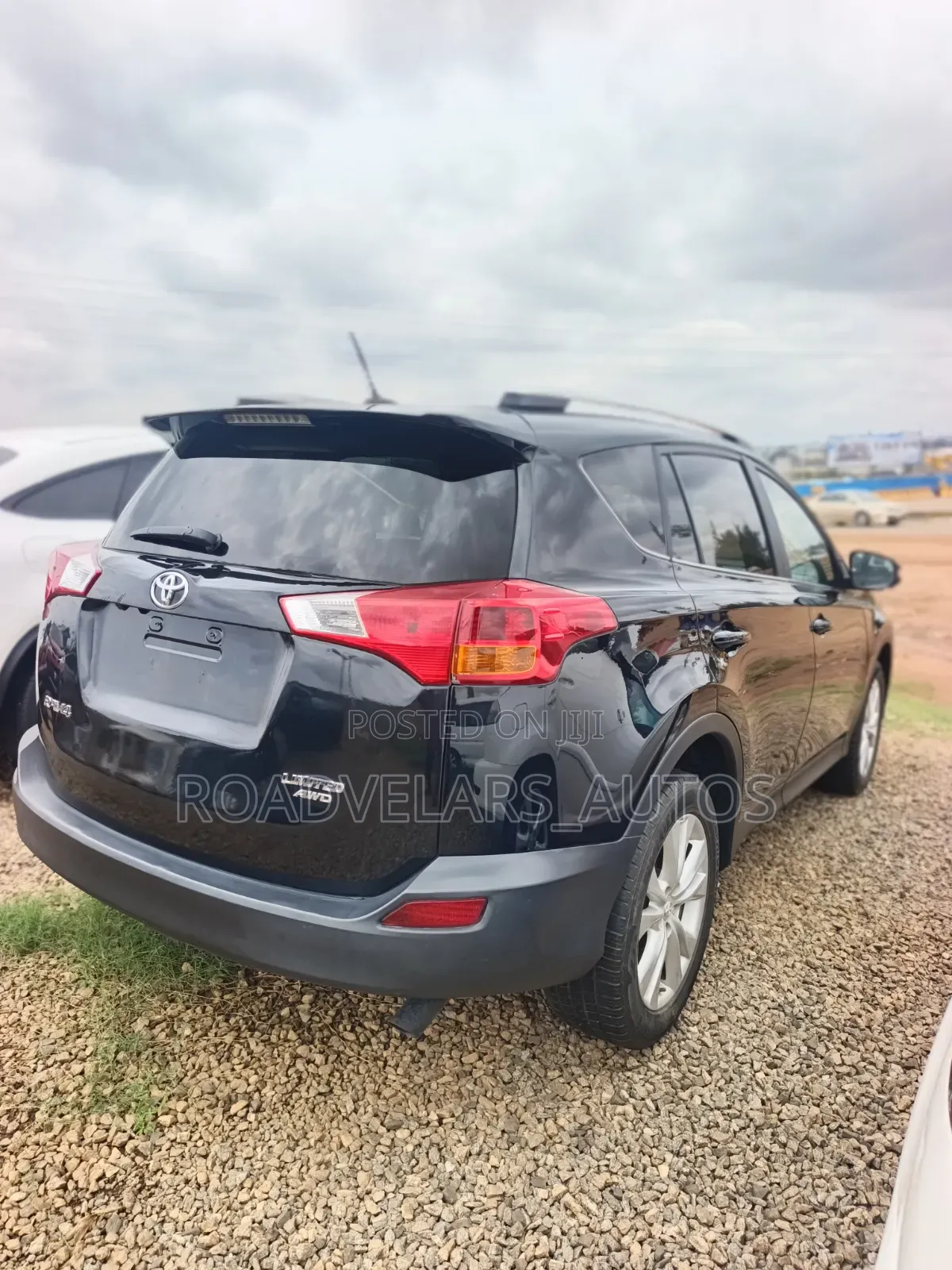 Toyota RAV4 Limited FWD (2.5L 4cyl 6A) 2016 Black