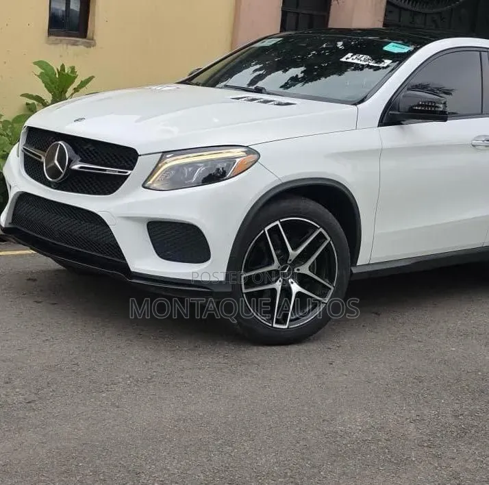 Mercedes-Benz GLE-Class AMG GLE 43 4MATIC 2019 White