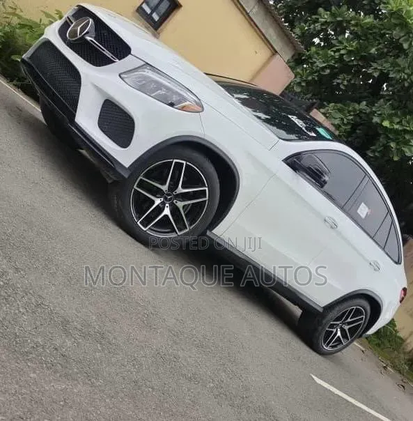 Mercedes-Benz GLE-Class AMG GLE 43 4MATIC 2019 White